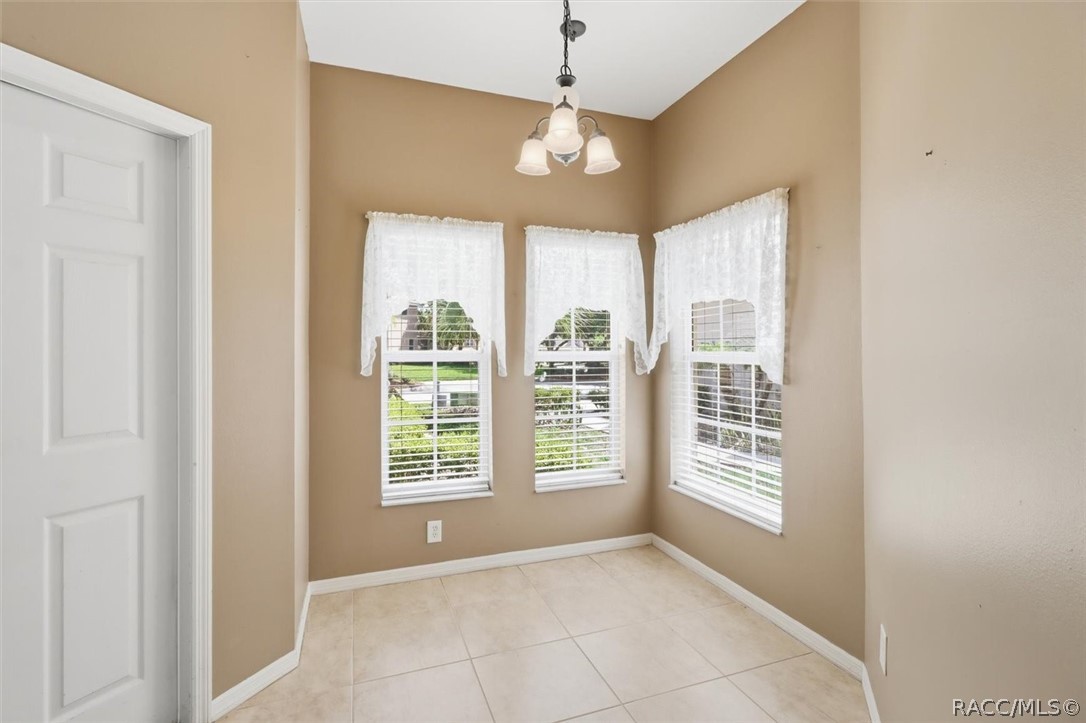 1668 West Spring Meadow Loop Lecanto, FL 34461 - Photo 9 of 56 Breakfast Nook