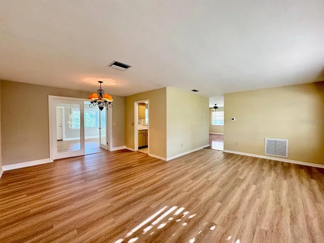 $2,600 | 2060 Attache Court, Clearwater, FL 33764