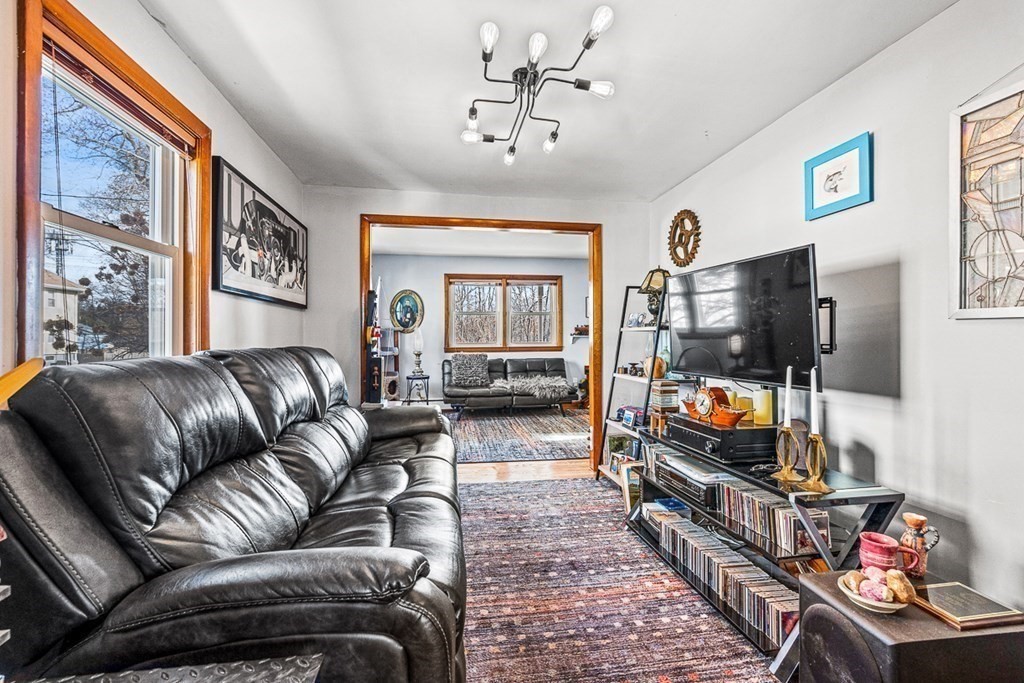 9 Thayer Street Framingham, MA 01702 - Photo 8 of 14