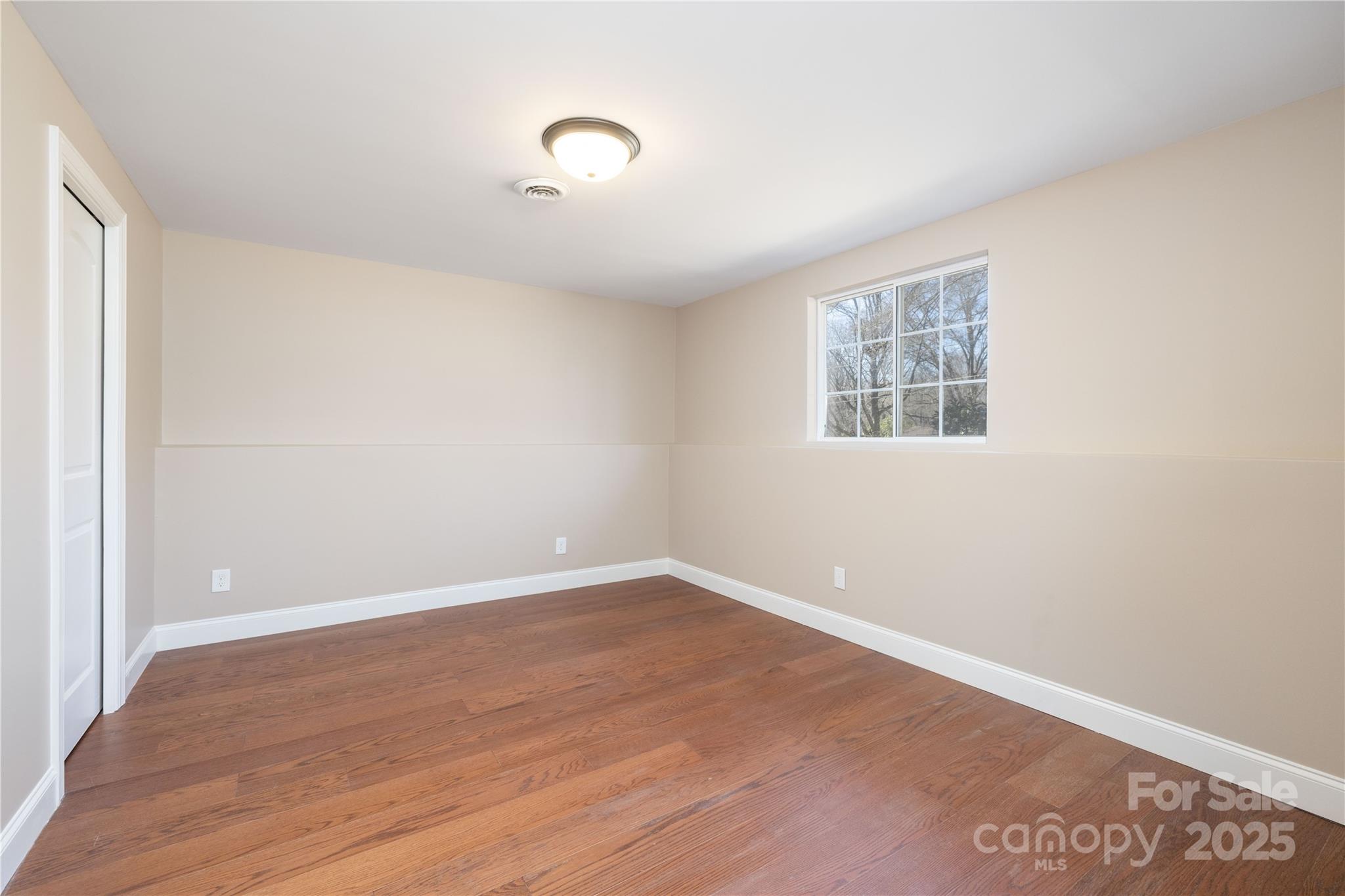 4836 Cheviot Road Charlotte, NC 28269 - Photo 14 of 21 Gallery Image 14