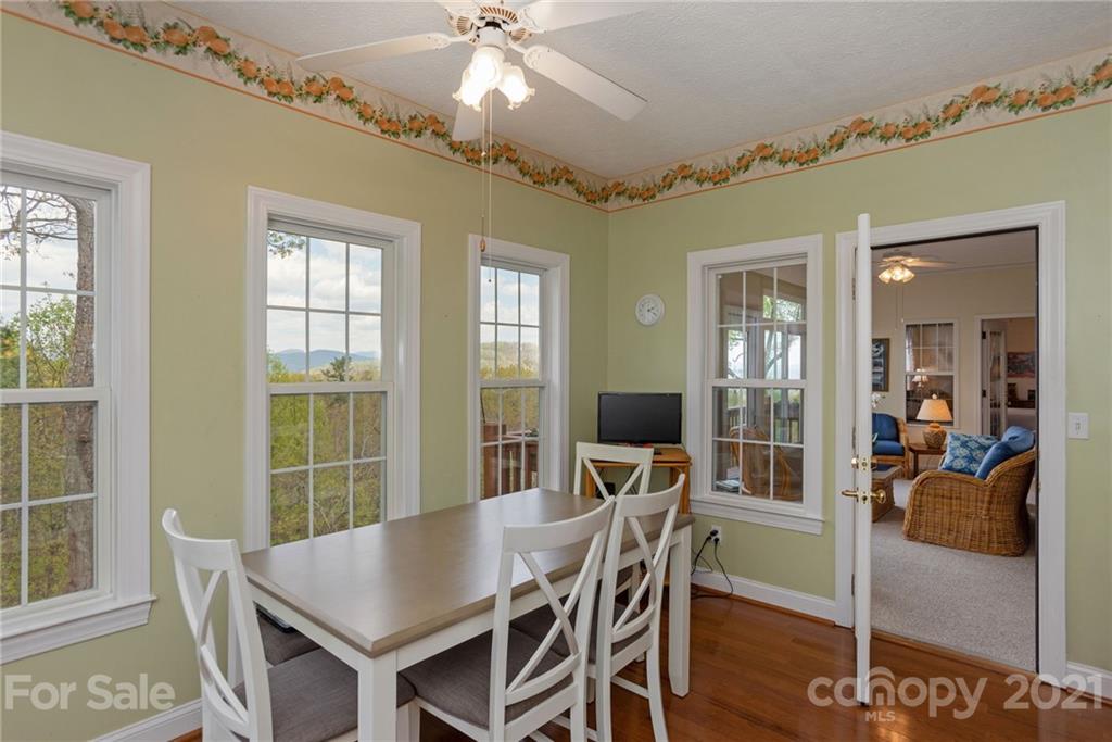 672 High Quarry Road Hendersonville, NC 28791 - Photo 20 of 36 Gallery Image 20