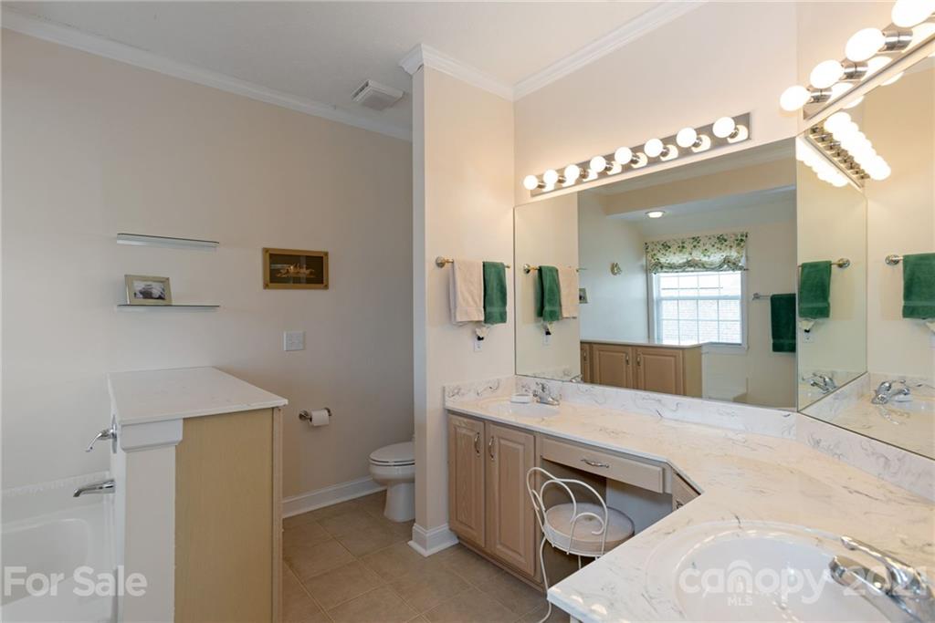 672 High Quarry Road Hendersonville, NC 28791 - Photo 25 of 36 Gallery Image 25