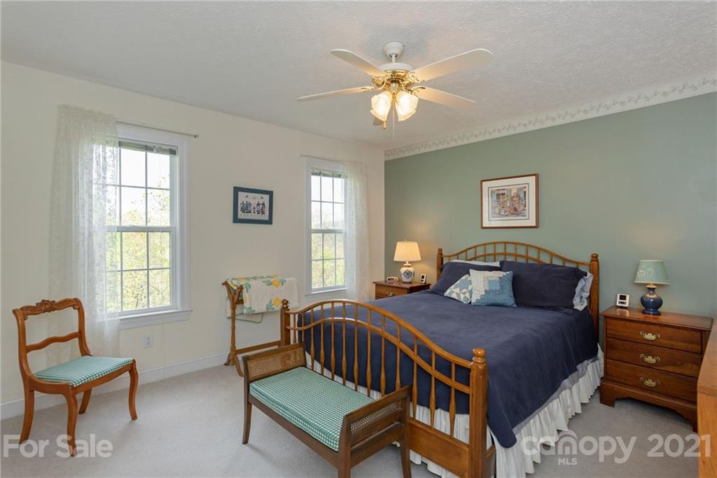 672 High Quarry Road Hendersonville, NC 28791 - Photo 29 of 36 Gallery Image 29