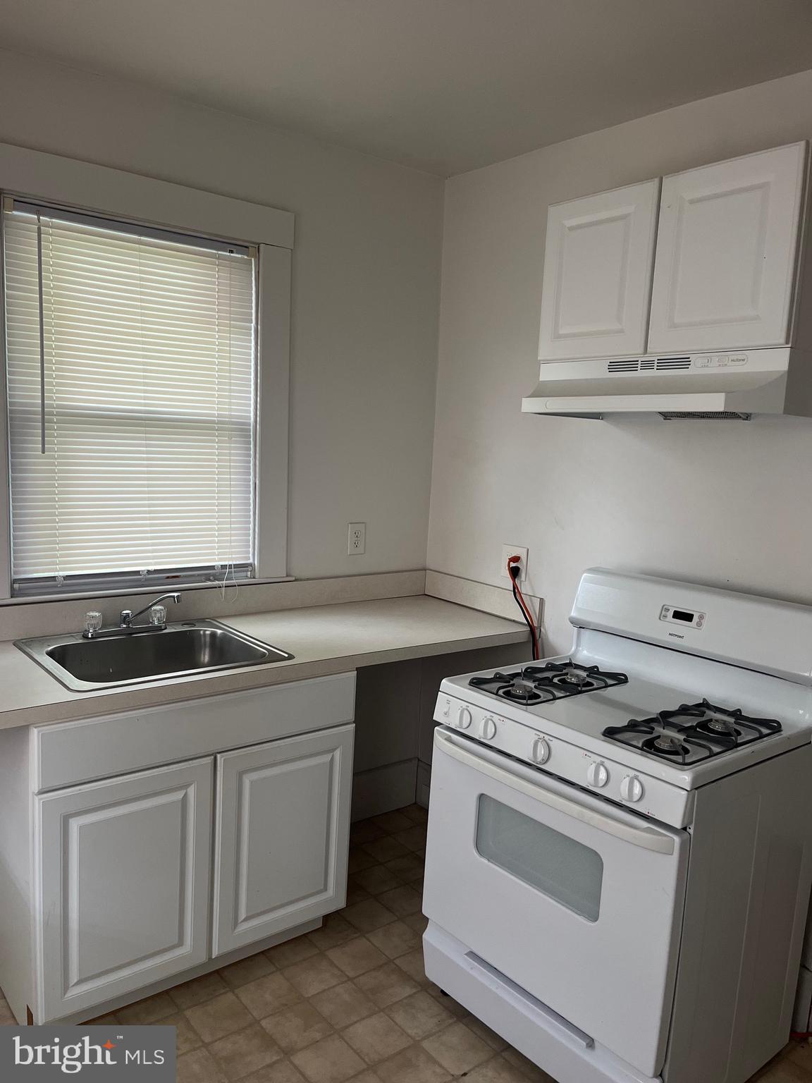 3213 Vickers Road, Unit 3 Baltimore, MD 21216 - Photo 8 of 14
