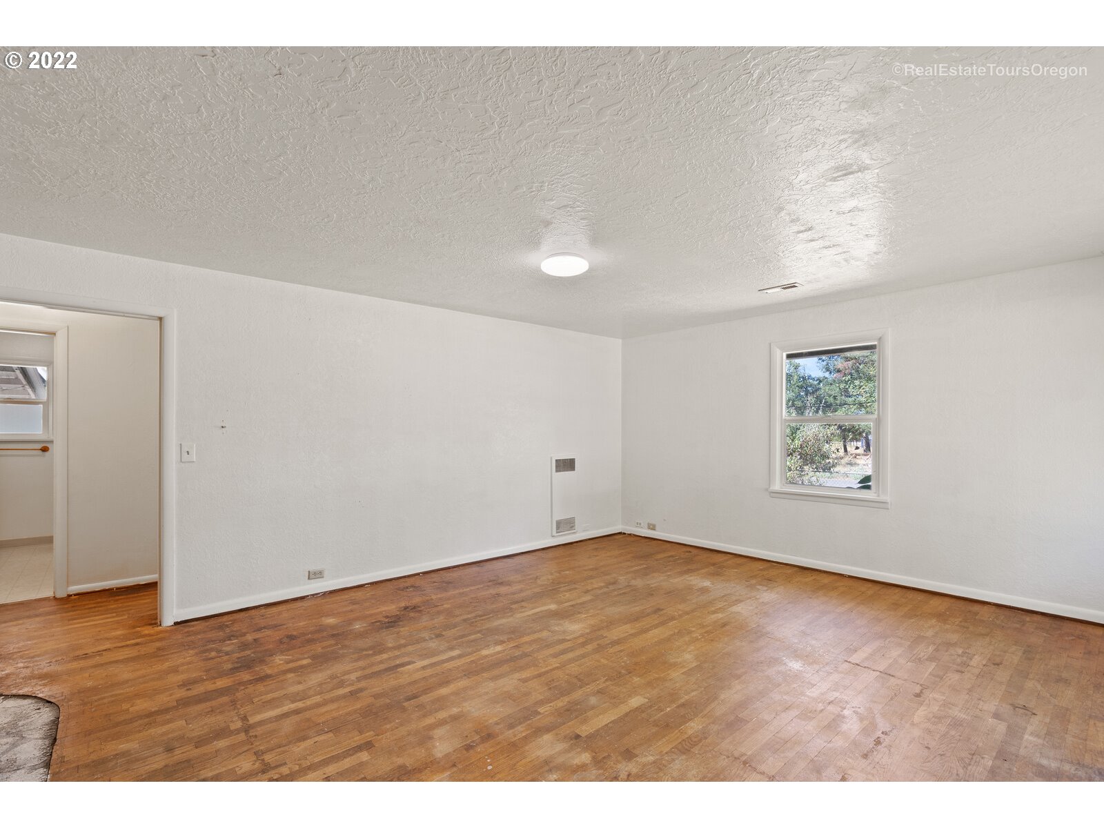 32461 South Krupicka Way Molalla, OR 97038 - Photo 5 of 32 Gallery Image 5