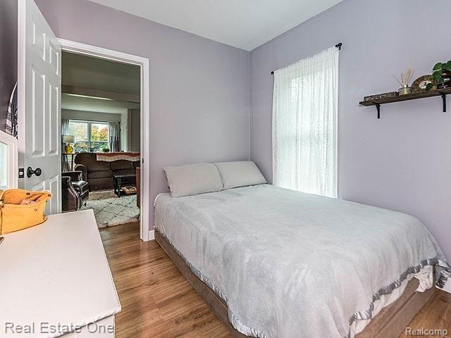 145 Angle Road Walled Lake, MI 48390 - Photo 27 of 37