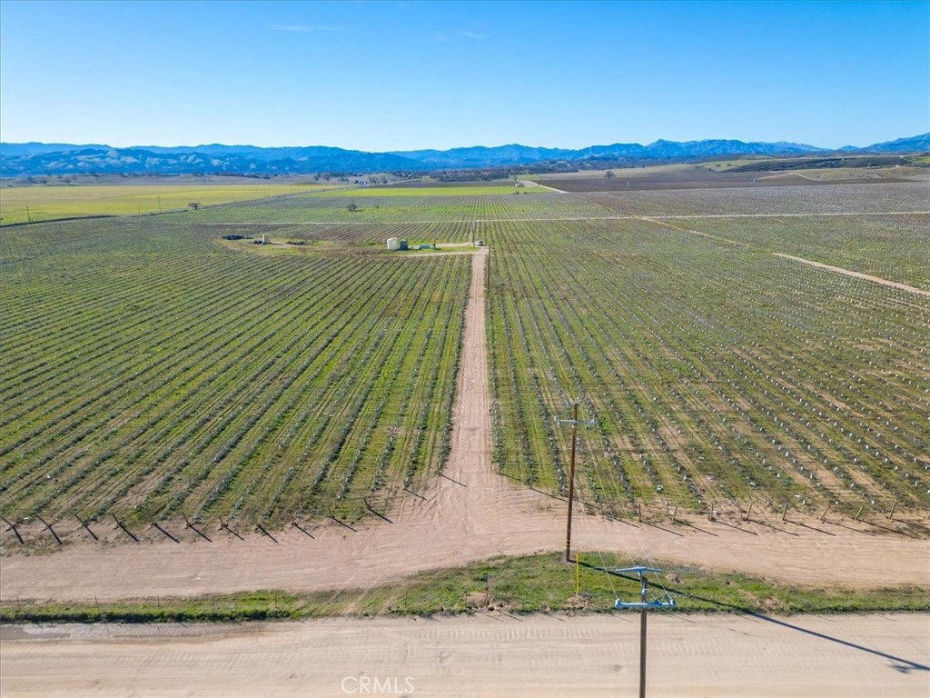 48655 Lockwood-Jolon Road Lockwood, CA 93932 - Photo 27 of 70 a view of an ocean and beach