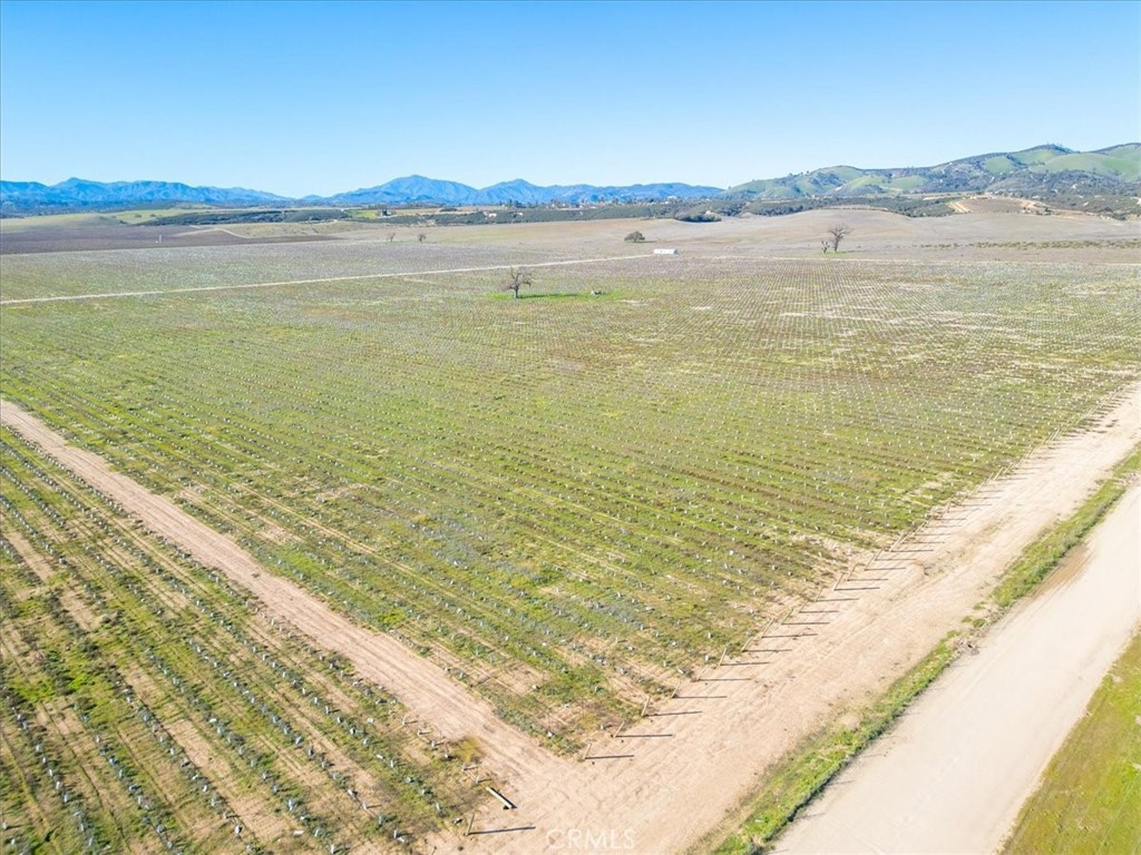 48655 Lockwood-Jolon Road Lockwood, CA 93932 - Photo 28 of 70 a view of an ocean and beach