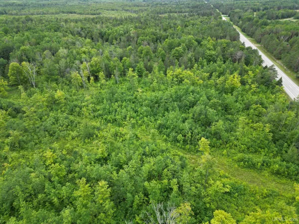 $32,500 | 0 Us2 Highway, Gulliver, MI 49840