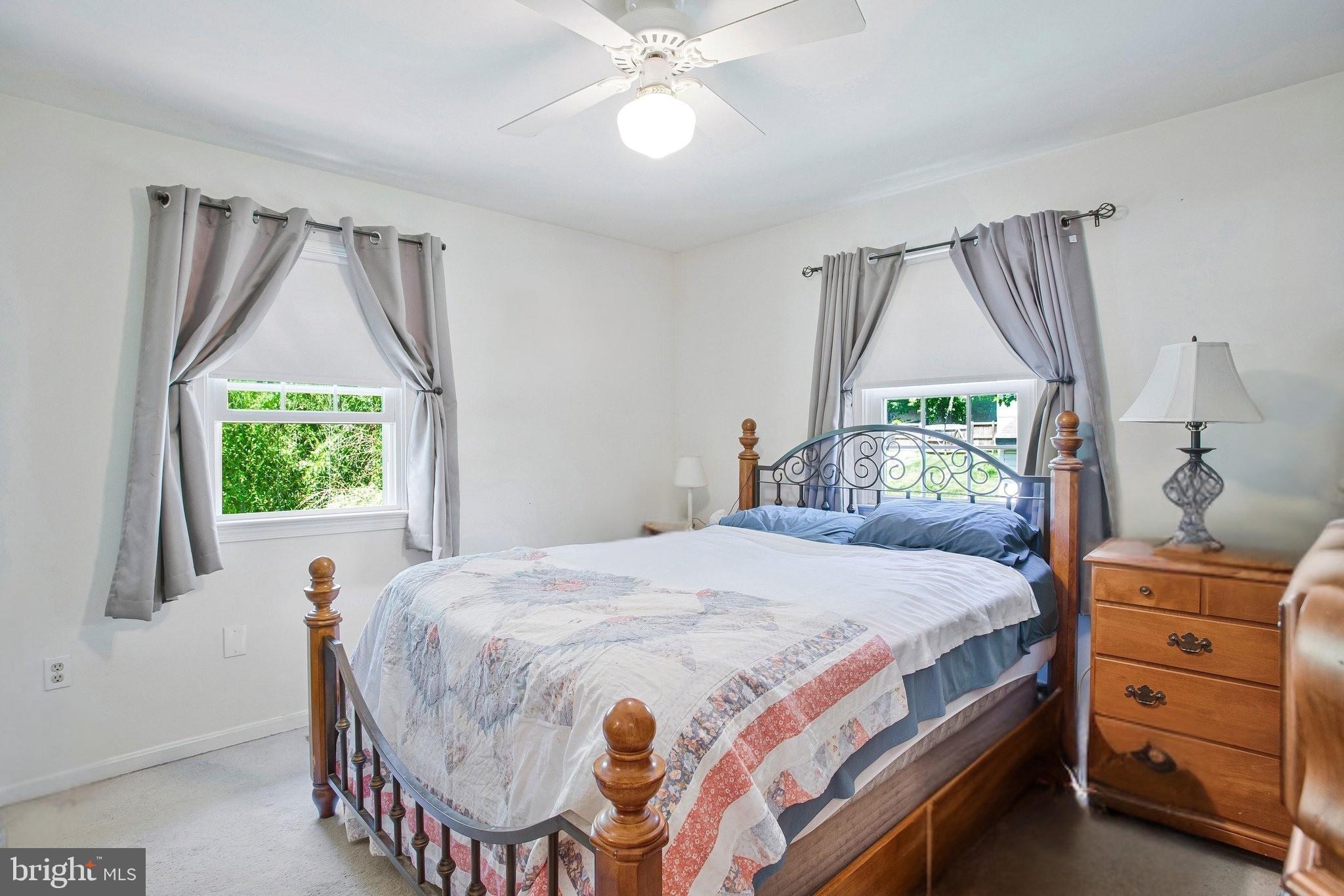 392 S Shore Prince Frederick, MD 20678 - Photo 14 of 30 Primary Bedroom