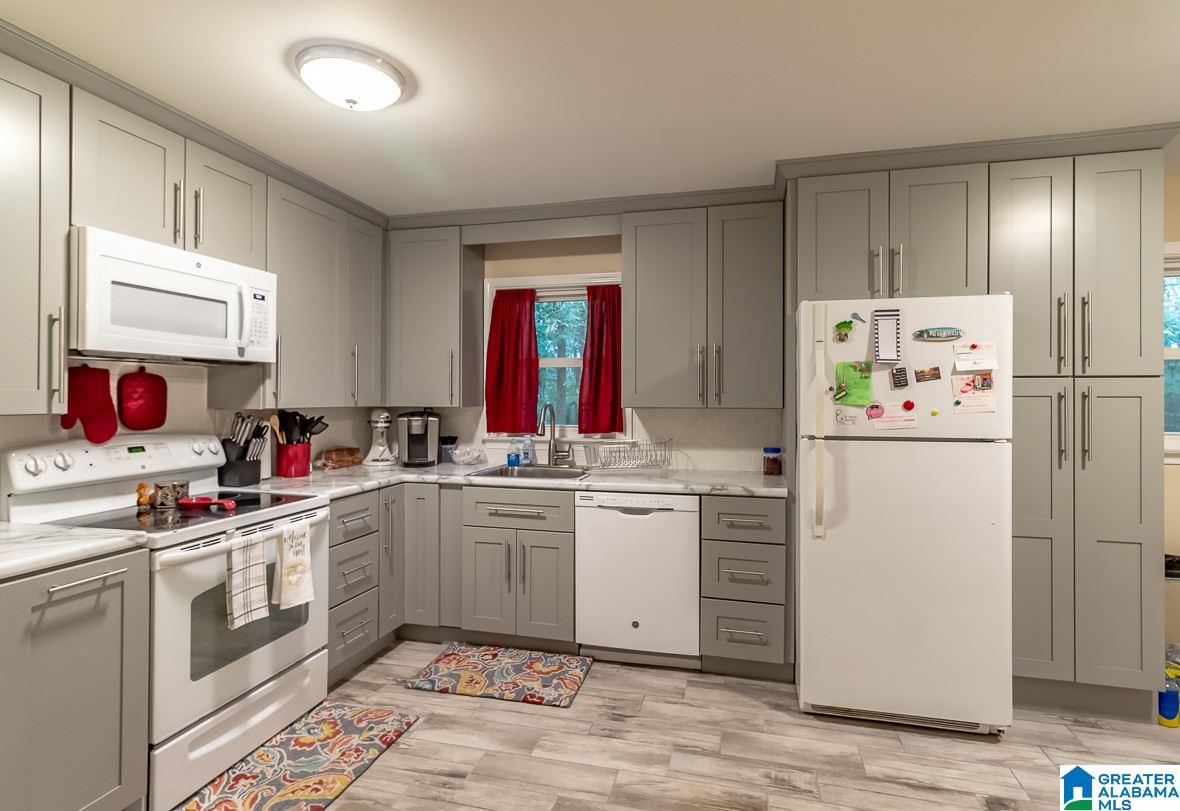 702 Highland Avenue Jasper, AL 35501 - Photo 5 of 22
