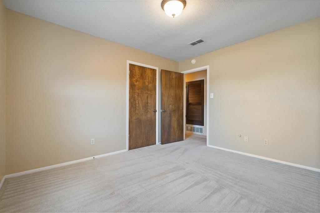 105 Riverside Drive Mineral Wells, TX 76067 - Photo 19 of 40 Bedroom #1