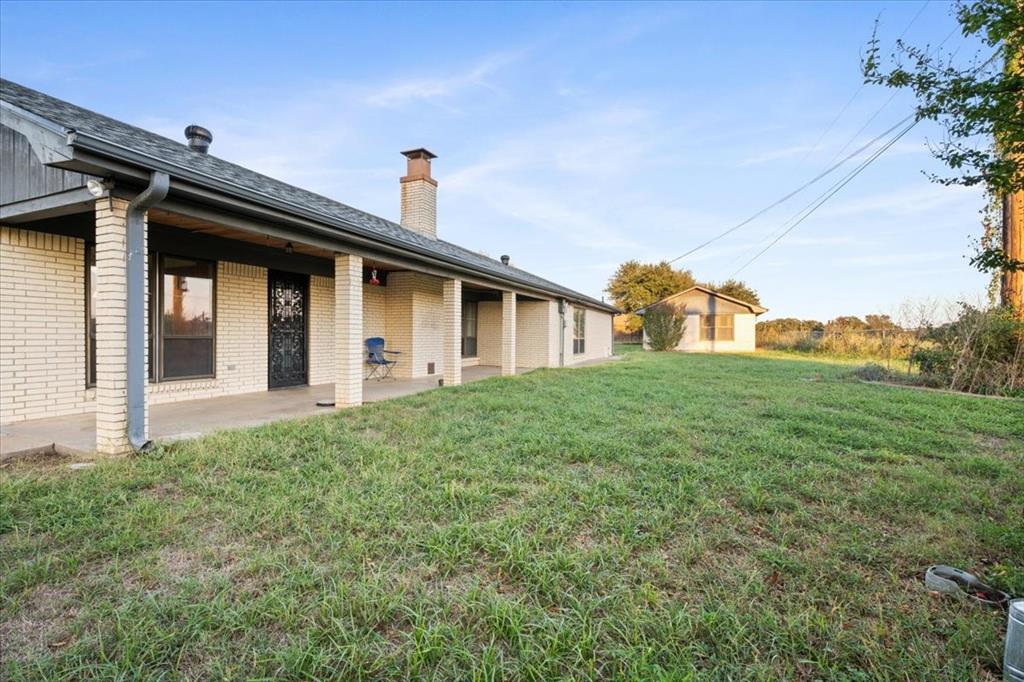 105 Riverside Drive Mineral Wells, TX 76067 - Photo 29 of 40 Main homes back yard