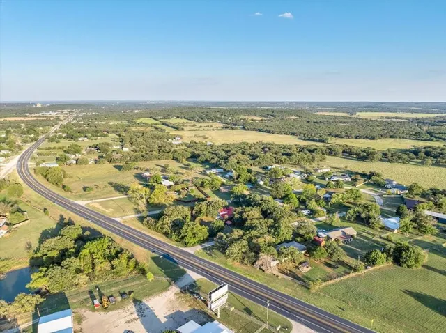 $397,000 | 105 Riverside Drive, Mineral Wells, TX 76067