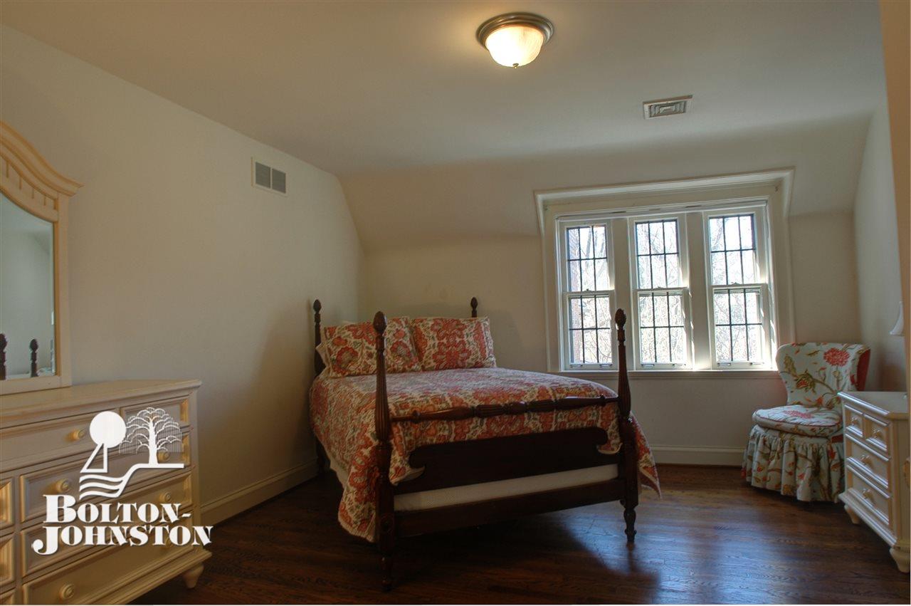 111 Cloverly Road Grosse Pointe Farms, MI 48236 - Photo 15 of 16