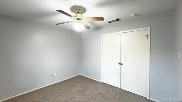 an empty room