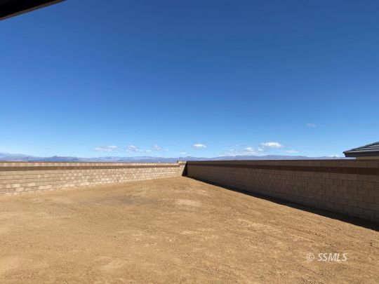 2016 South Del Rosa Drive Ridgecrest, CA 93555 - Photo 33 of 34 Gallery Image 33