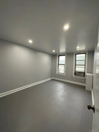 $900,000 | 1126 Ward Avenue | Soundview-Bruckner