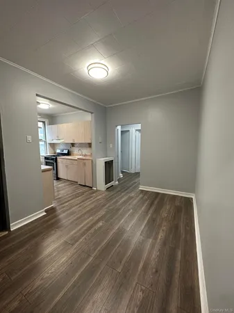 $900,000 | 1126 Ward Avenue | Soundview-Bruckner
