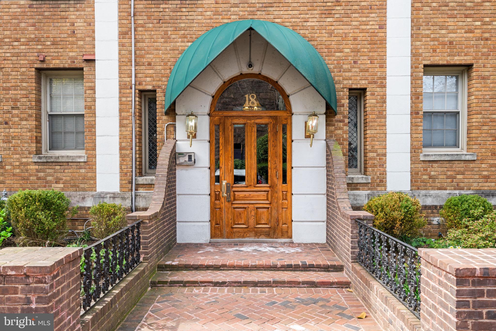 18 9th Street Northeast, Unit 110 Washington, DC 20002 - Photo 2 of 28