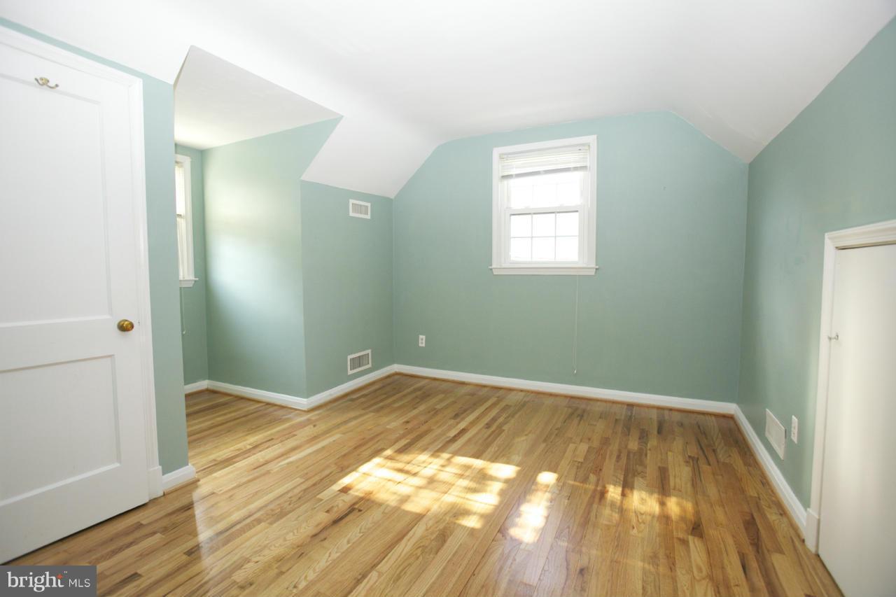 6503 Old Orchard Road Baltimore, MD 21239 - Photo 20 of 26 Bedroom