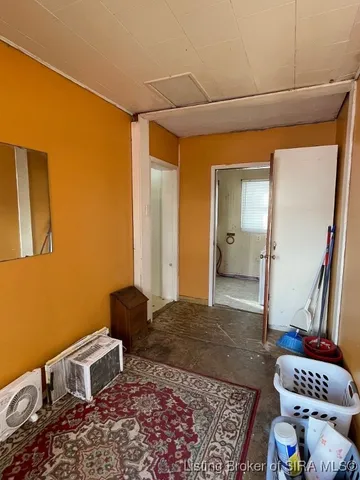 $149,900 | 8354 West Kent Sr 256, Lexington, IN 47138