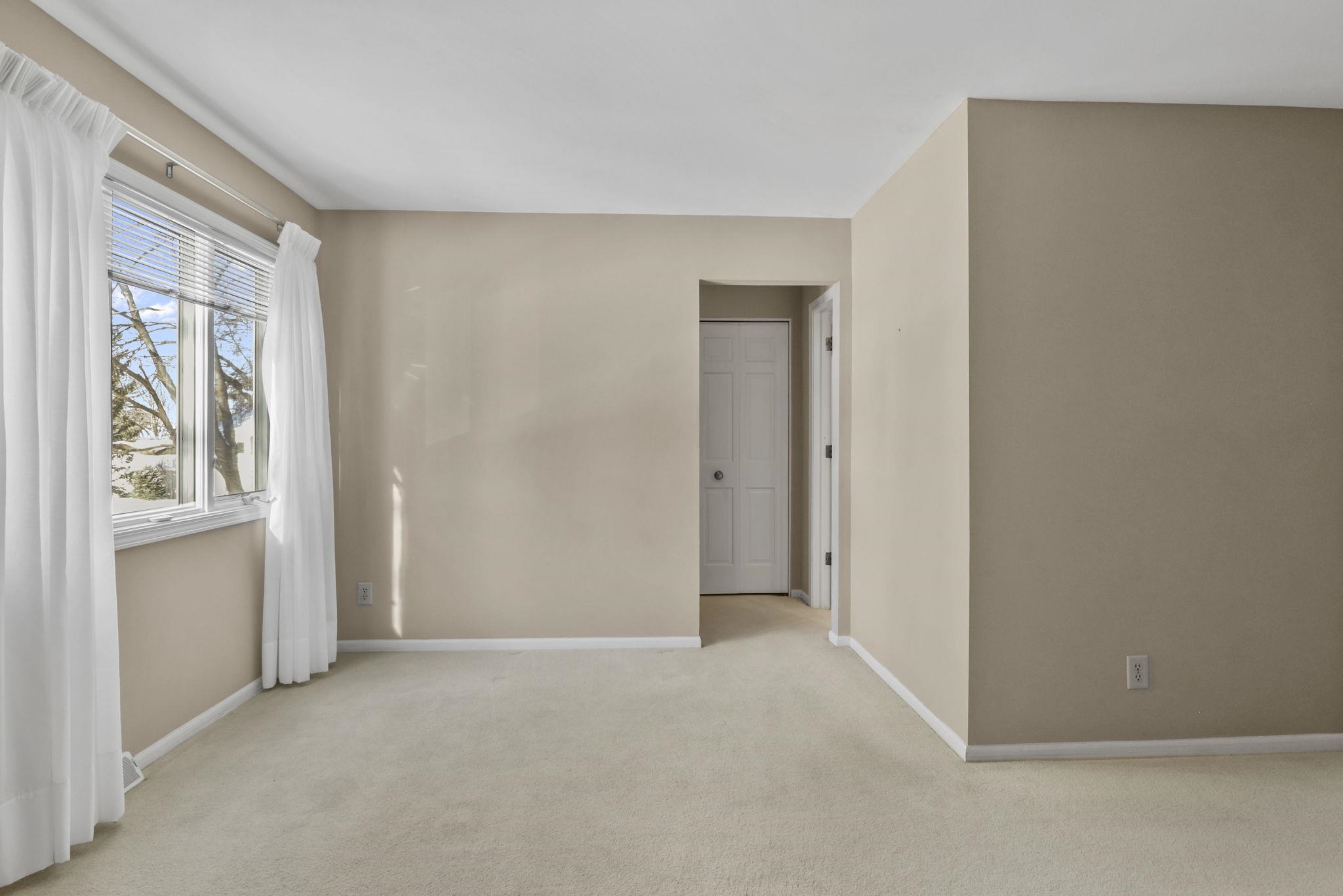 9 Winterberry Trail Madison, WI 53717 - Photo 12 of 18