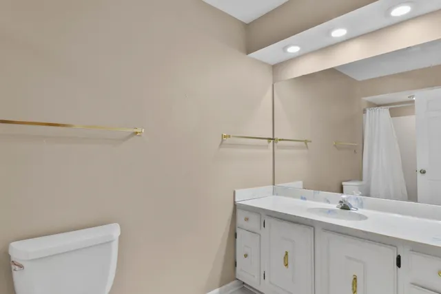 $375,000 | 9 Winterberry Trail, Madison, WI 53717