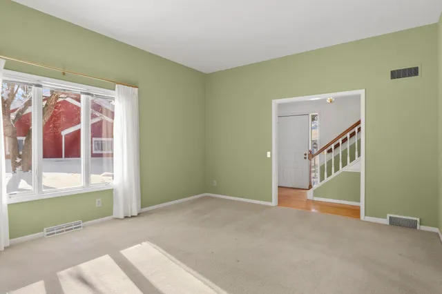 $375,000 | 9 Winterberry Trail, Madison, WI 53717