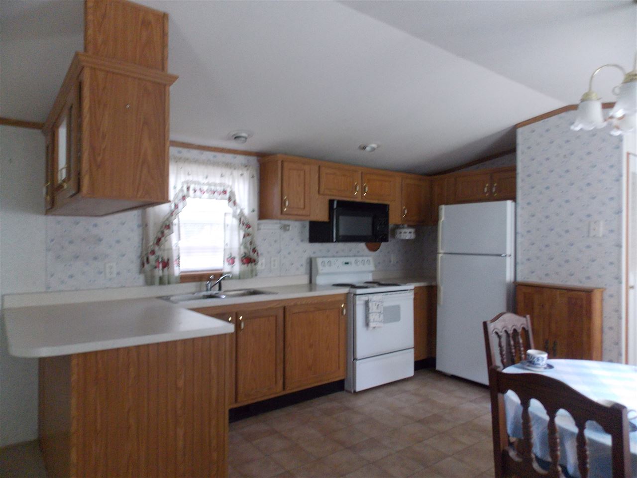 280 Six Flags Road Campton, NH 03223 - Photo 3 of 7