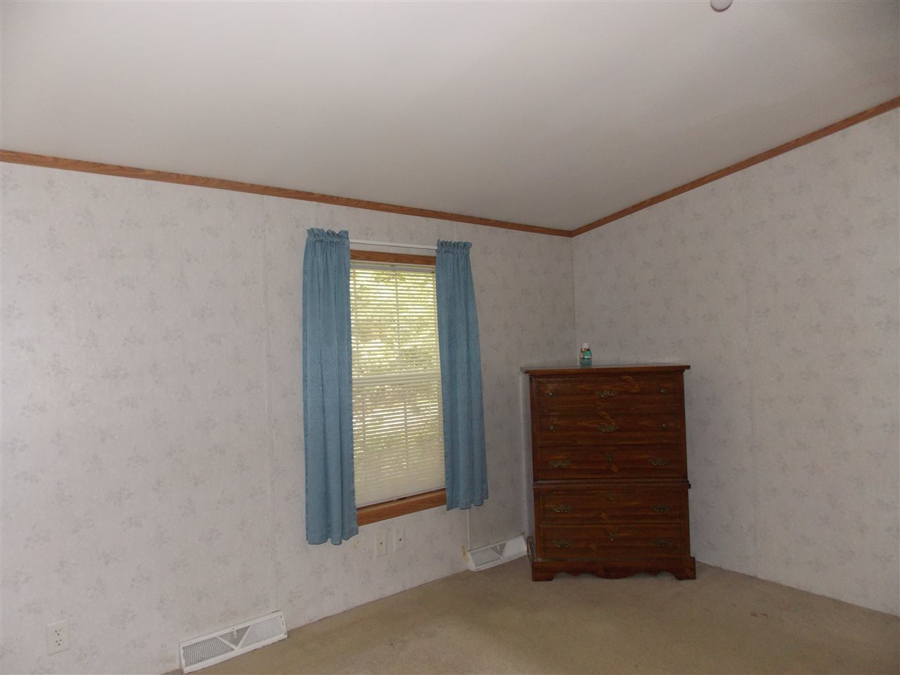 280 Six Flags Road Campton, NH 03223 - Photo 6 of 7