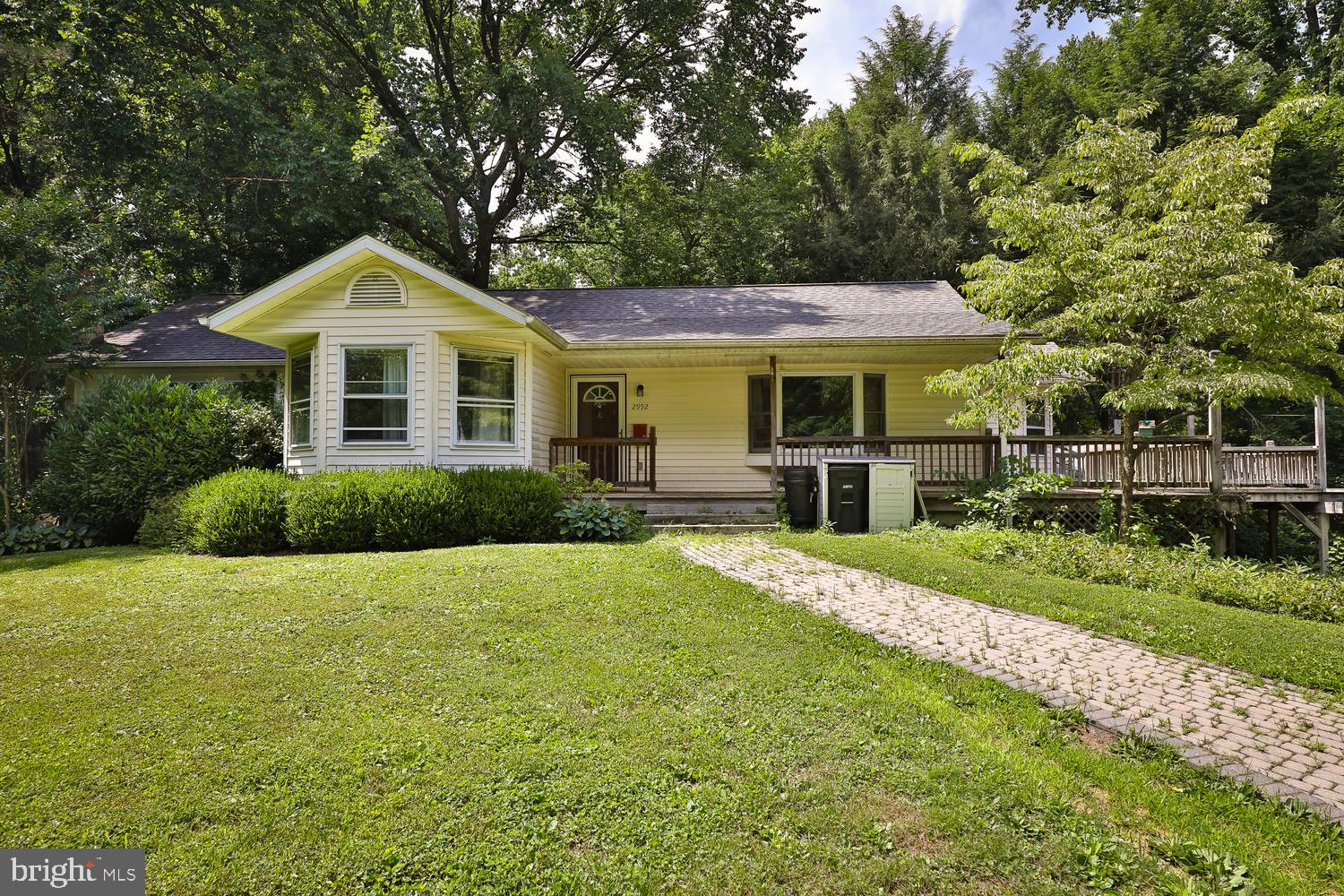 2992 Sycamore Road Huntingdon Valley, PA 19006 - Photo 26 of 26 Front