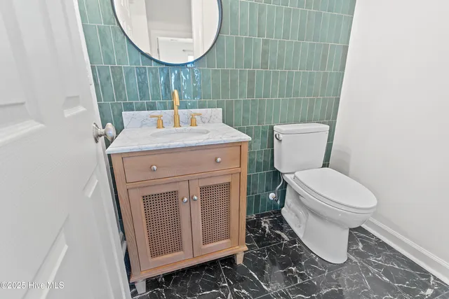 $739,900 | 191 South Middleton Drive Northwest, Calabash, NC 28467