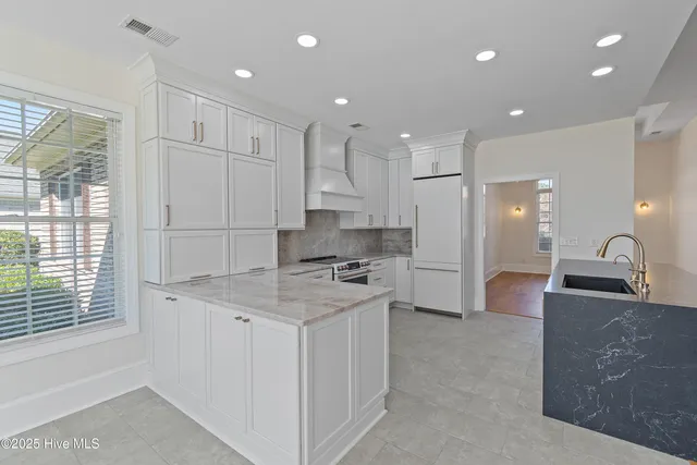 $739,900 | 191 South Middleton Drive Northwest, Calabash, NC 28467