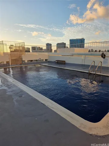 $1,925 | 1655 Makaloa Street, Unit 1901, Honolulu, HI 96814