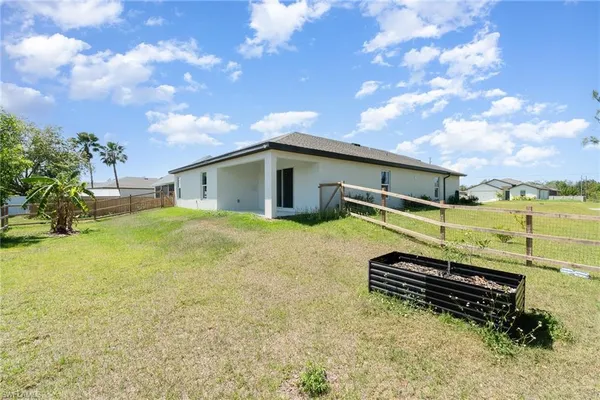 $2,490 | 165 Blackstone Drive, Fort Myers, FL 33913