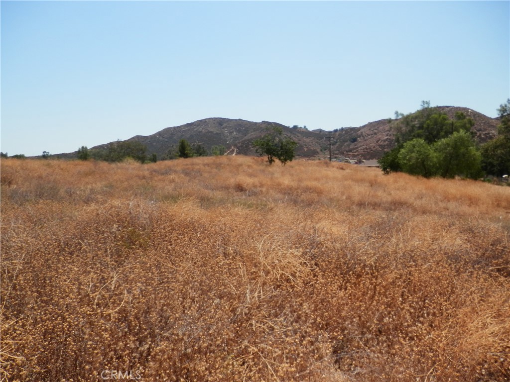 A Hemlock Street Wildomar, CA 92584 - Photo 9 of 15 a view of lake and mountain