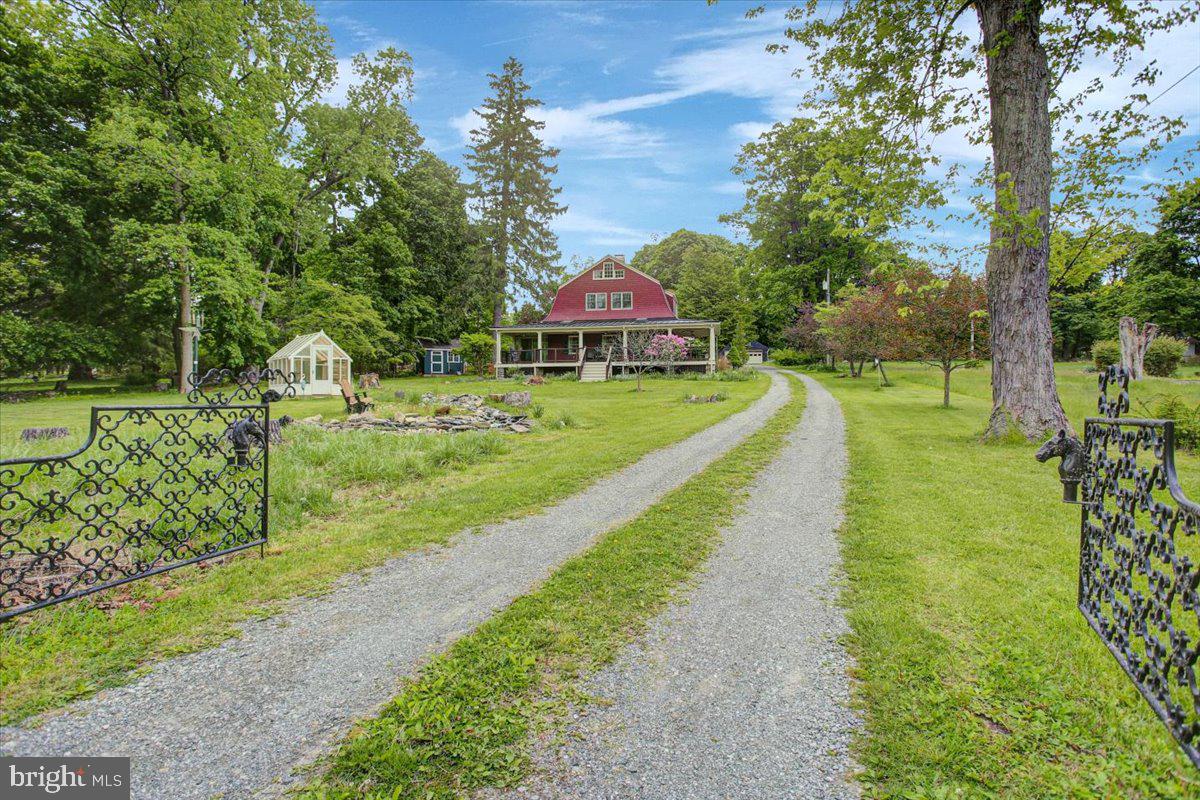 12458 Monterey Lane Blue Ridge Summit, PA 17214 - Photo 2 of 92