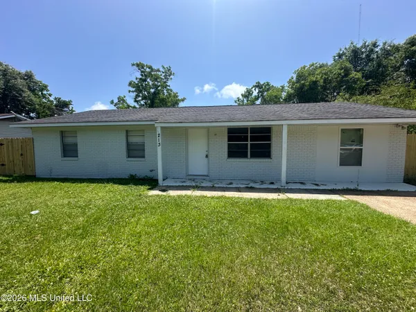 $140,000 | 213 Lavelle Drive, Gulfport, MS 39503