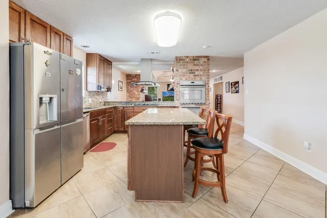 $292,500 | 122 Warwick Street, Laplace, LA 70068