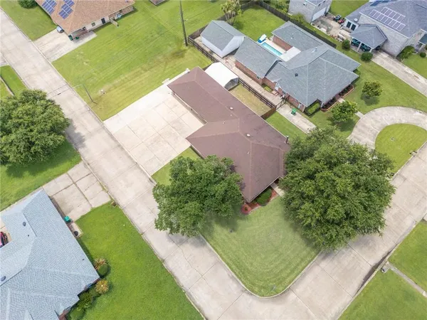 $292,500 | 122 Warwick Street, Laplace, LA 70068