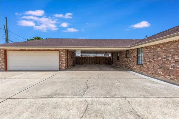 $292,500 | 122 Warwick Street, Laplace, LA 70068