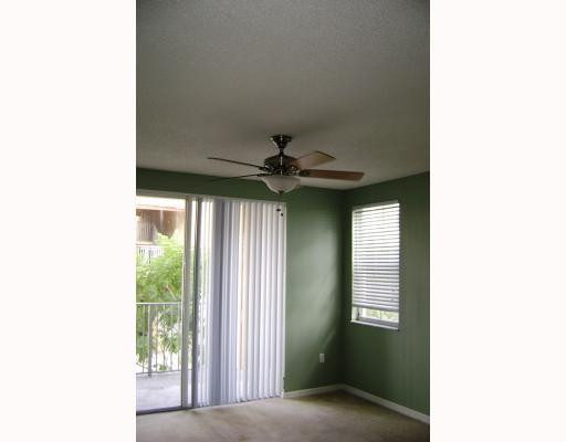2080 West Preserve Way, Unit 207 Miramar, FL 33025 - Photo 6 of 7 Living Room
