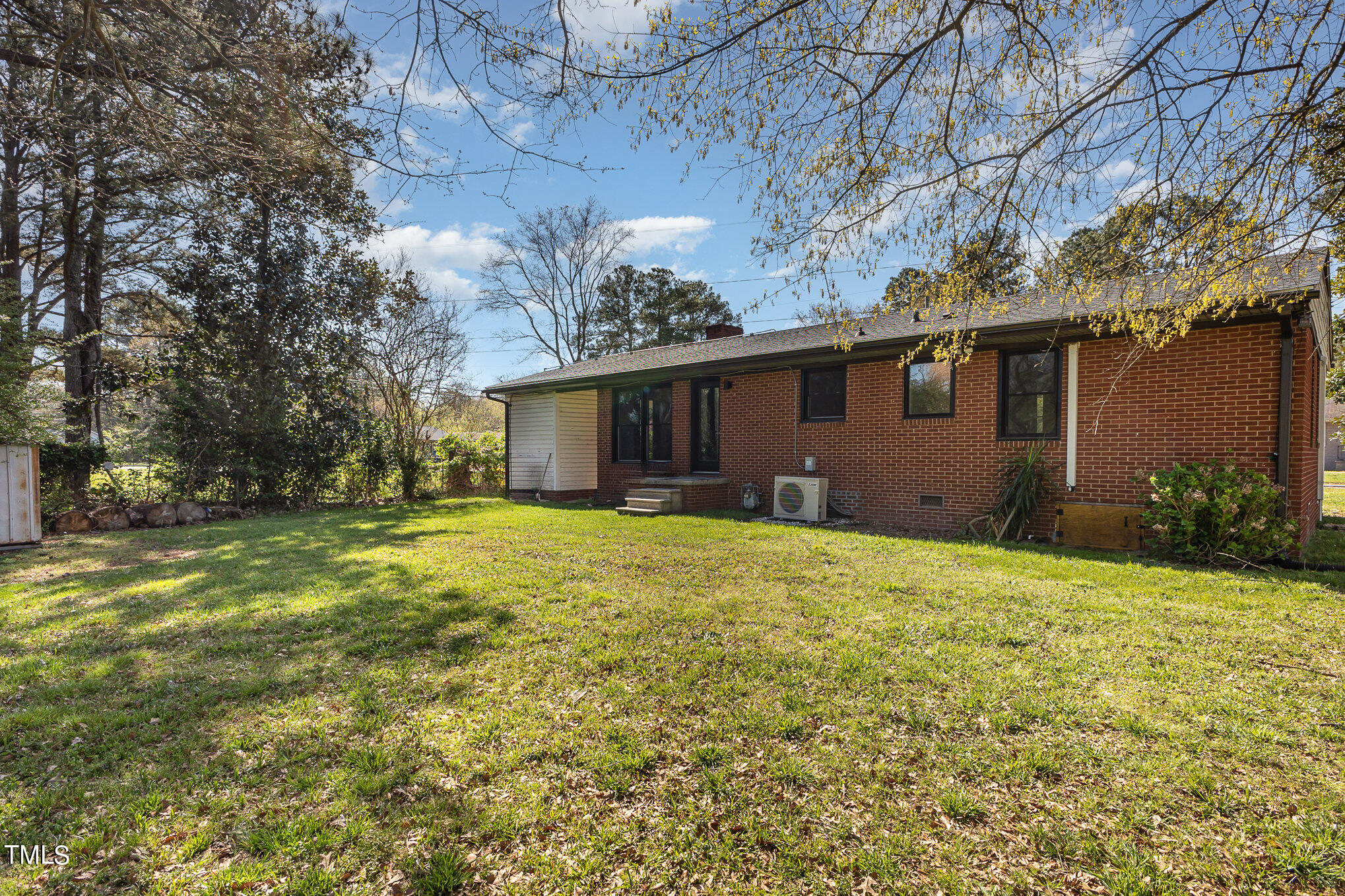 513 Bailey Drive Raleigh, NC 27610 - Photo 17 of 20 016_cy1a4427-edit
