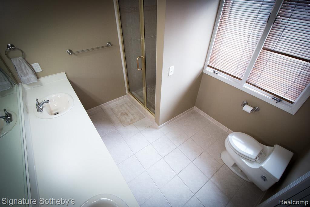 839 Stanford Circle Rochester, MI 48309 - Photo 30 of 48 Stradford Circle (43 of 50).jpg