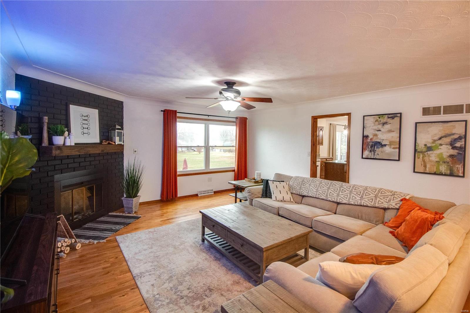 6221 Manix Road Edwardsville, IL 62025 - Photo 16 of 70 Gallery Image 16