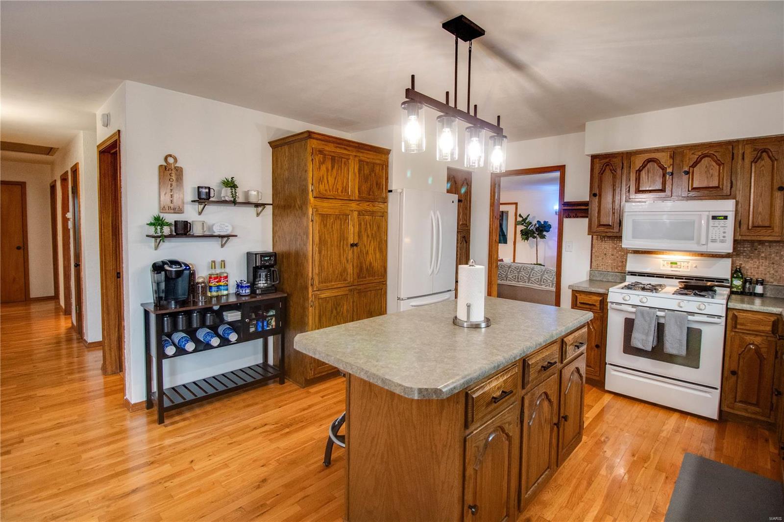 6221 Manix Road Edwardsville, IL 62025 - Photo 20 of 70 Gallery Image 20