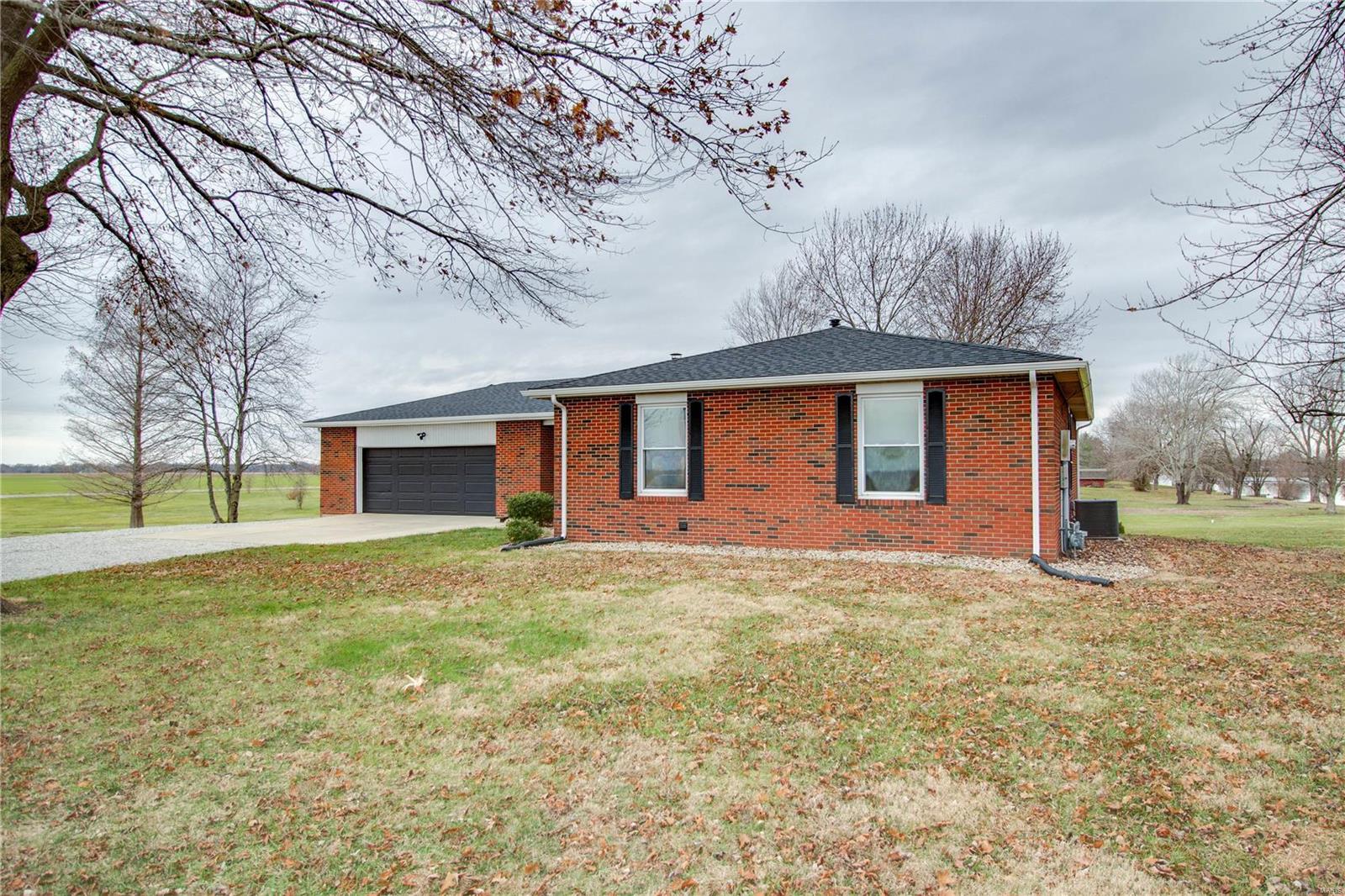 6221 Manix Road Edwardsville, IL 62025 - Photo 9 of 70 Gallery Image 9