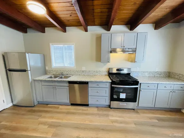$1,600,000 | 3716 Pioneer Trail, South Lake Tahoe, CA 96150