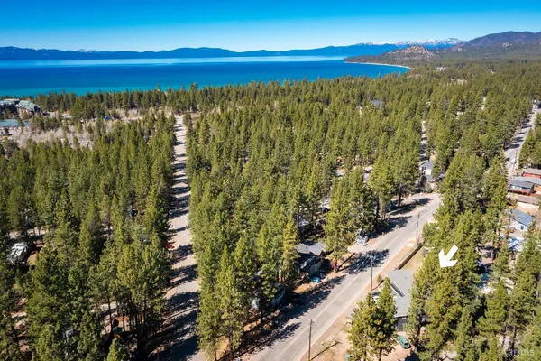 $1,600,000 | 3716 Pioneer Trail, South Lake Tahoe, CA 96150